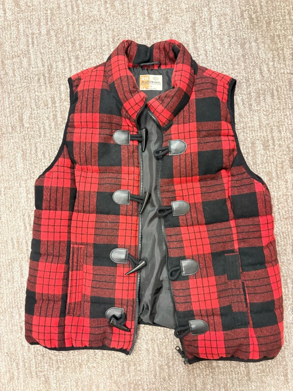 Ruff Hewn Buffalo Plaid Red & Black Quilted Puffer Vest | Cozy Cabin | Sz Large - Picture 15 of 16